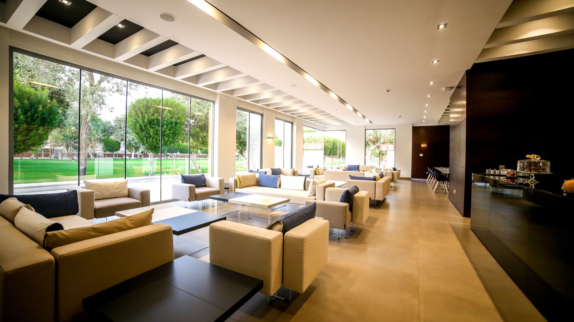 M Executive Residence & Boutique Hotel - Adults Only Al-Khubar Exteriér fotografie